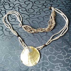 She'll and bead necklace